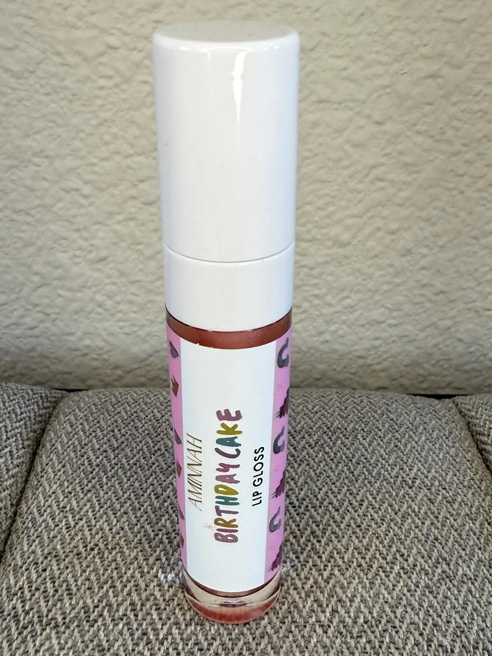 AMINNAH Lip Gloss - Birthday Cake
